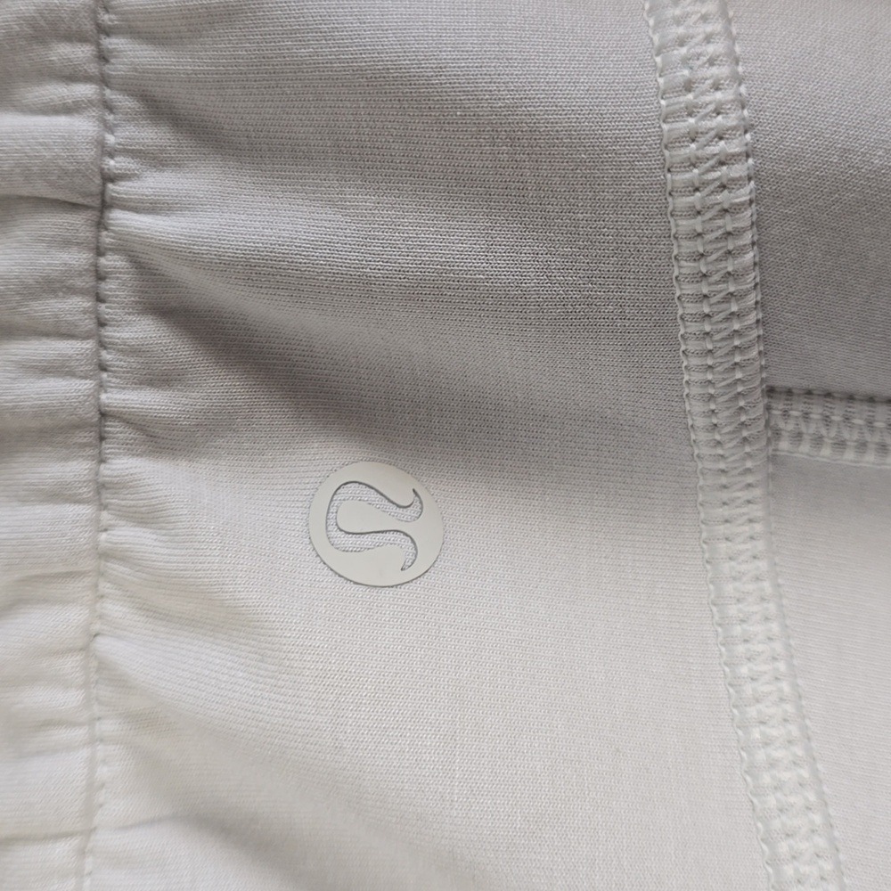 Lululemon Softstreme High Rise Shorts - Picture 6 of 9